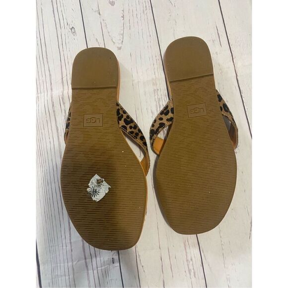 Ugg Sandals - Picture 5 of 5